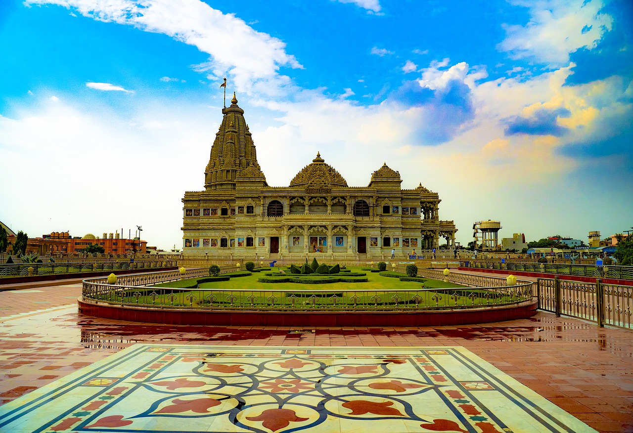 indian temple, vrindavan, mathura-4782284.jpg